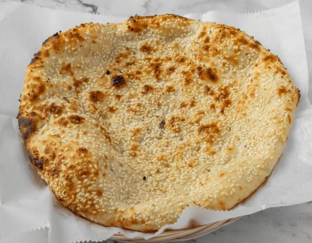 SESAME NAAN.